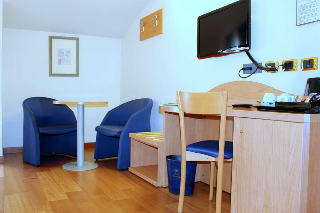 Hotel Brandoli Verona Phòng bức ảnh